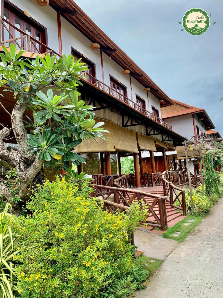 Mekong Rustic Can Tho Hideaway Exterior photo